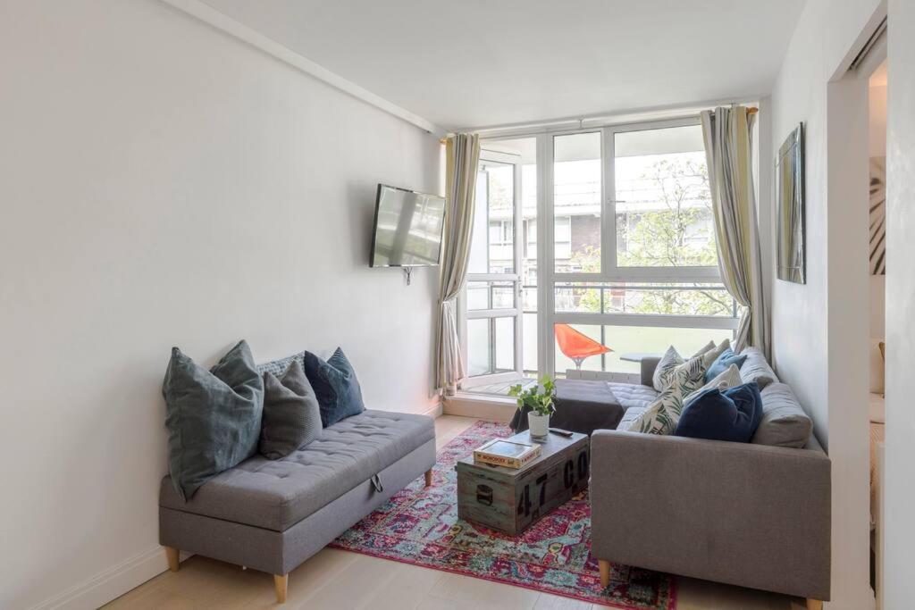 Appartamento The Clarence, Central W/ Wifi Londra